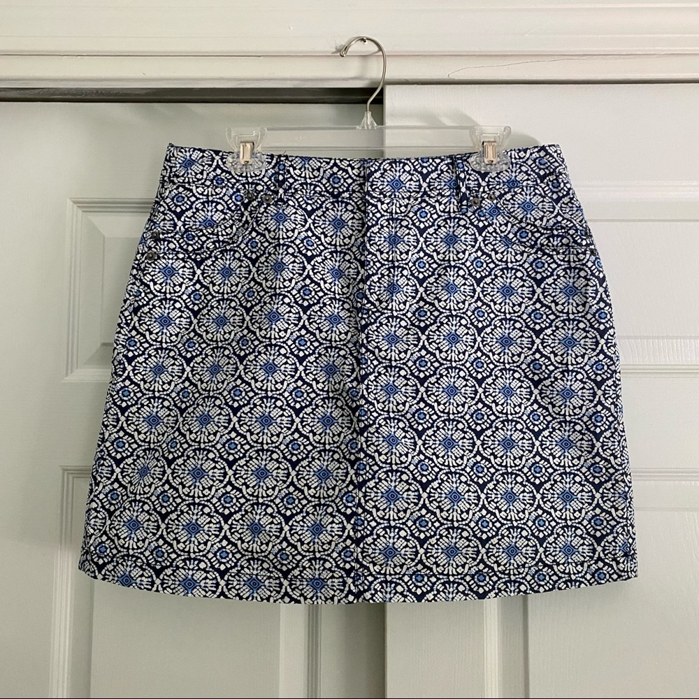 dressbarn bco jeans blue mandala patterned skirt